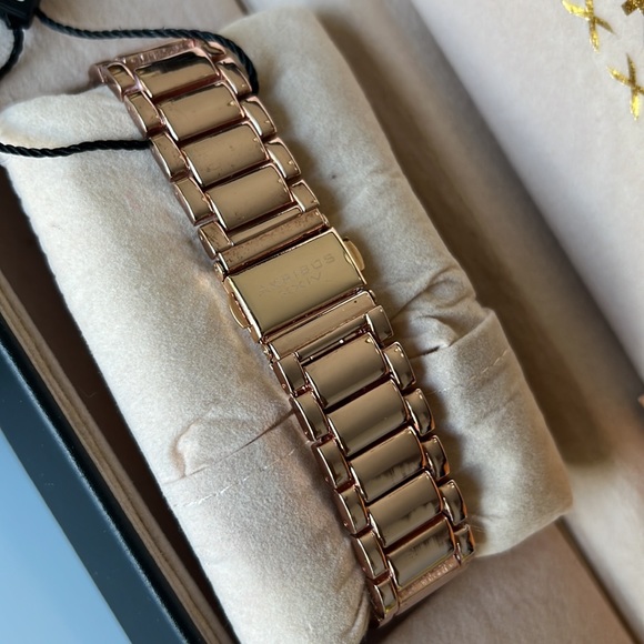AKRIBOS XXIV Watches 🤩💕 Rose Gold - Picture 10 of 13